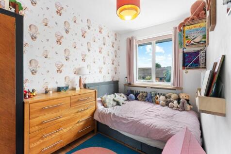 1.11 - bedroom.jpg