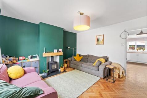 1.17 - sitting room.jpg