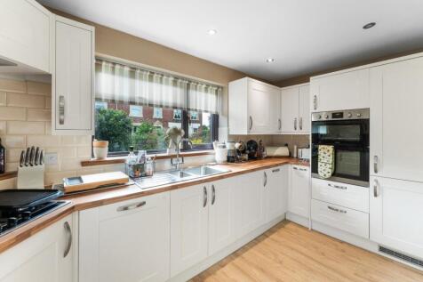 4 St Andrews Close, Congresbury BS49 5DZ-38.jpg