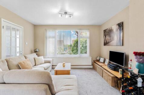 4 Ashleigh rd 22.jpg