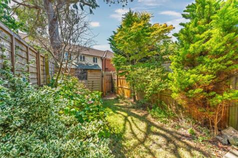 22 Meadowland Yatton BS49 4JB 2 2.jpeg