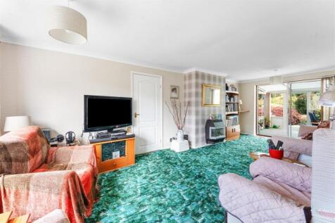 2 Ashleigh Rd Yatton BS49 4DE 36.jpg