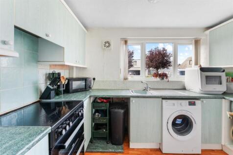 2 Ashleigh Rd Yatton BS49 4DE 33.jpg