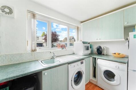 2 Ashleigh Rd Yatton BS49 4DE 29.jpg