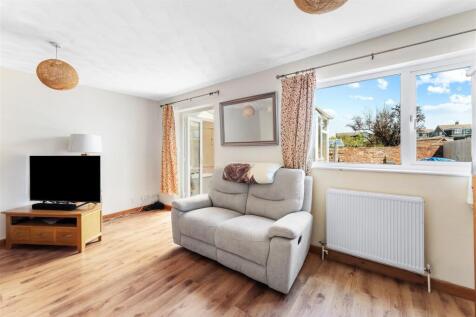 42 Wemberham Crescent Yatton BS49 4BE 29.jpg