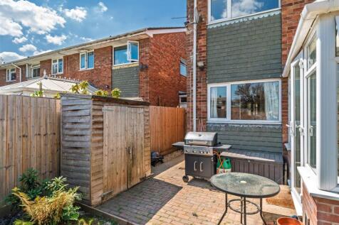 42 Wemberham Crescent Yatton BS49 4BE 41.jpg