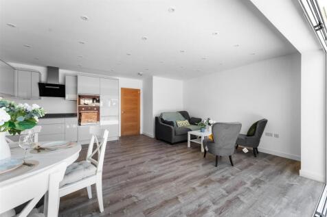 1.5 - open plan living area.jpg