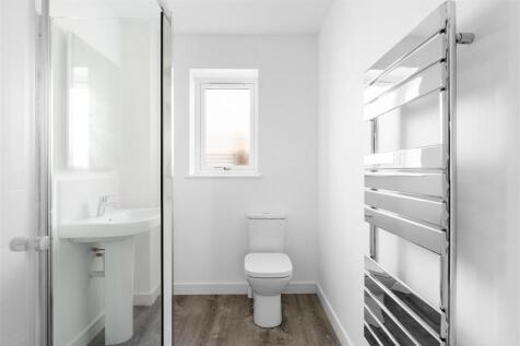 1.9 - shower room.jpg