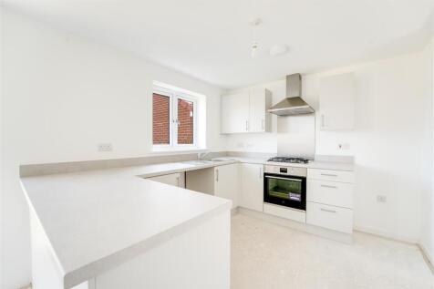 5 - kitchen.jpg