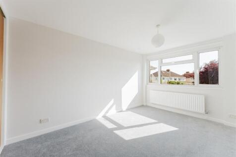 1.7 - bedroom.jpg