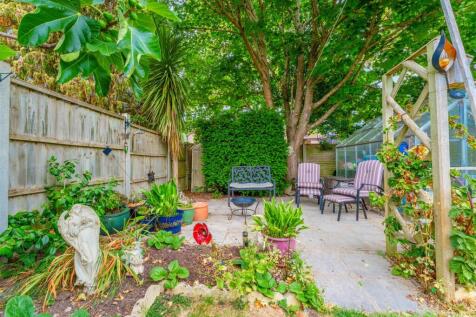 1.7 - patio.jpeg