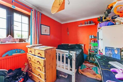 1.12 - bed 3.jpg