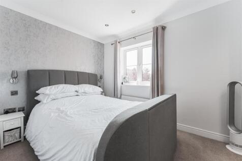 3 Birkbeck Chase West Wick WSM BS24 7FW 47.jpg
