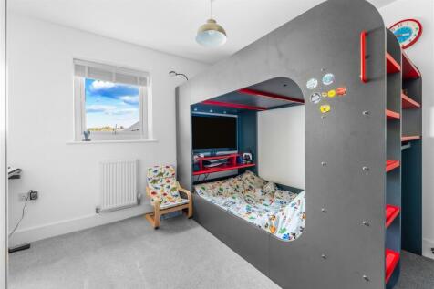 1.12 - bed 3.jpg