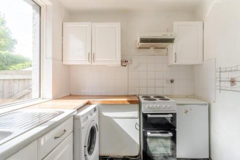 29 Wakedean Gardens, Yatton, BS49 4BL 21.jpg