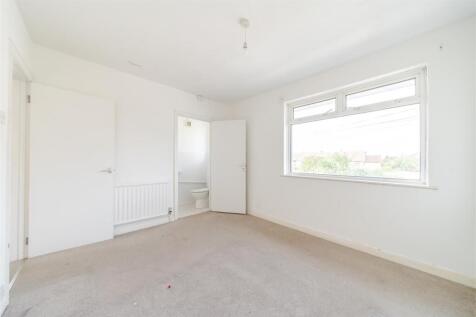 29 Wakedean Gardens, Yatton, BS49 4BL 4.jpg