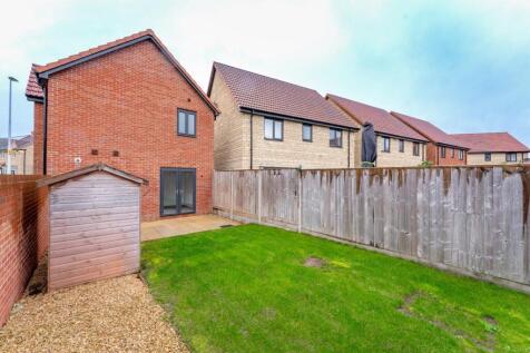 1.14 - rear garden.jpeg