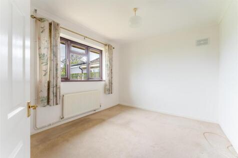 7 Millier Road, Cleeve, BS49 4NL 10.jpg
