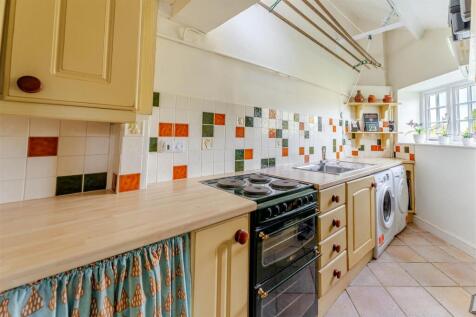 27 - utility-2nd kitchen.jpg