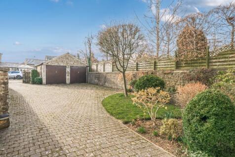 Double garage