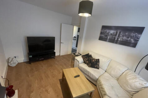 Unfurnished 3-Bedroom House ¿ Ideal for Familie