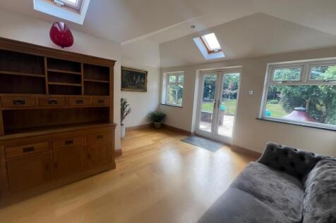 3 bed semi-detached house Delaware Road, Coventry