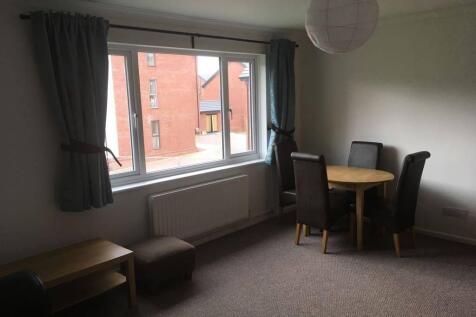 AVAILABLE FOR ACADEMIC YEAR 2026/2027 2 bed flat 