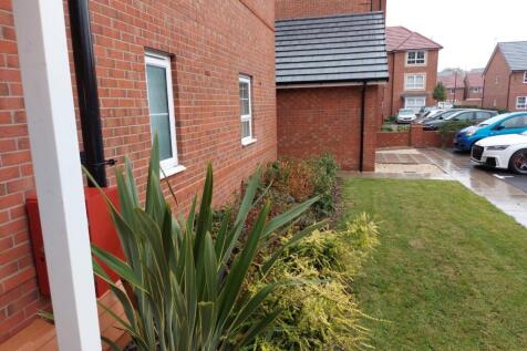 2 Bedroom Flat to rent- Available for 2026/2027&#xfffd;