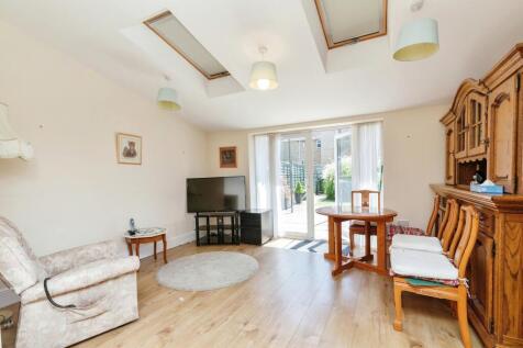 Property Image 8