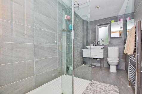 Master En-suite