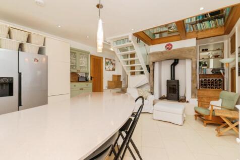 Kitchen/Family Room