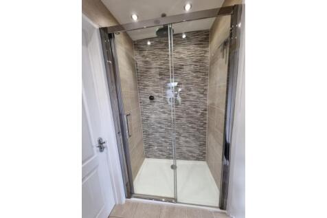 Annex En-Suite