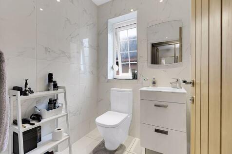 Master En-Suite