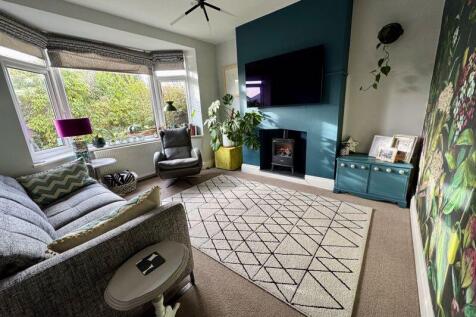 Separate Lounge