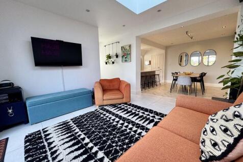 Open Plan Living Family Space