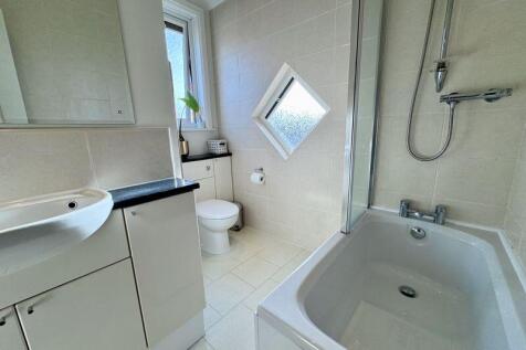 First Floor Bathroom