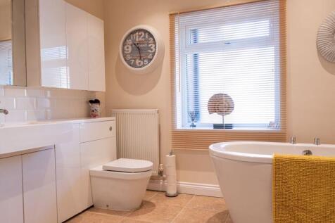 Ground Floor Bathroom