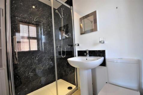 Master En-Suite