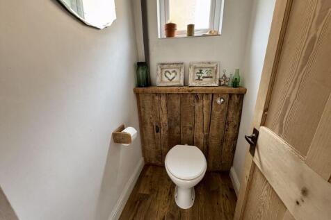 Ground Floor WC