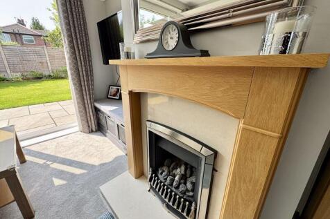 Lounge Fire