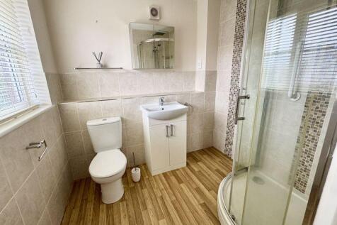 Master En-Suite