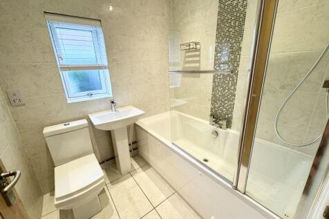 Ground Floor Bathroom