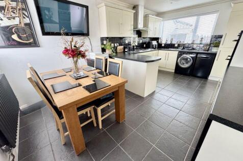 Open Plan Dining Kitchen
