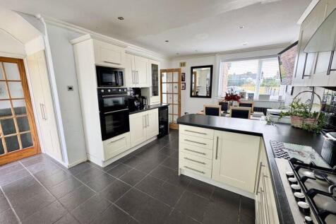 Open Plan Dining Kitchen