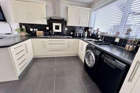 Open Plan Dining Kitchen