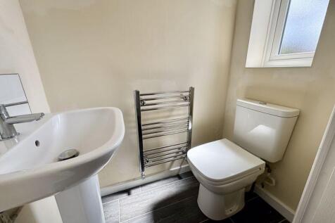 Cloakroom/WC