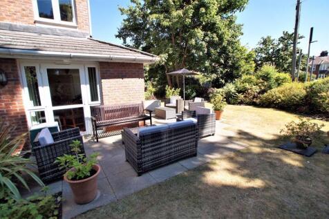Bernard Court Communal Gardens