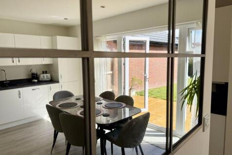 Open Plan Dining Kitchen