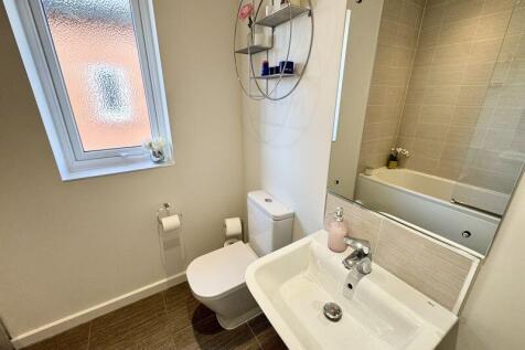 Master En-Suite