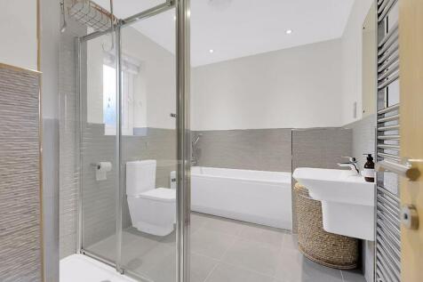 Master En-Suite